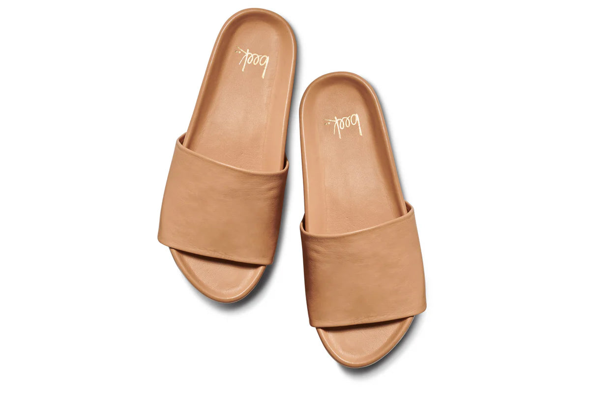 Albatross Leather Platform Sandal in Beach