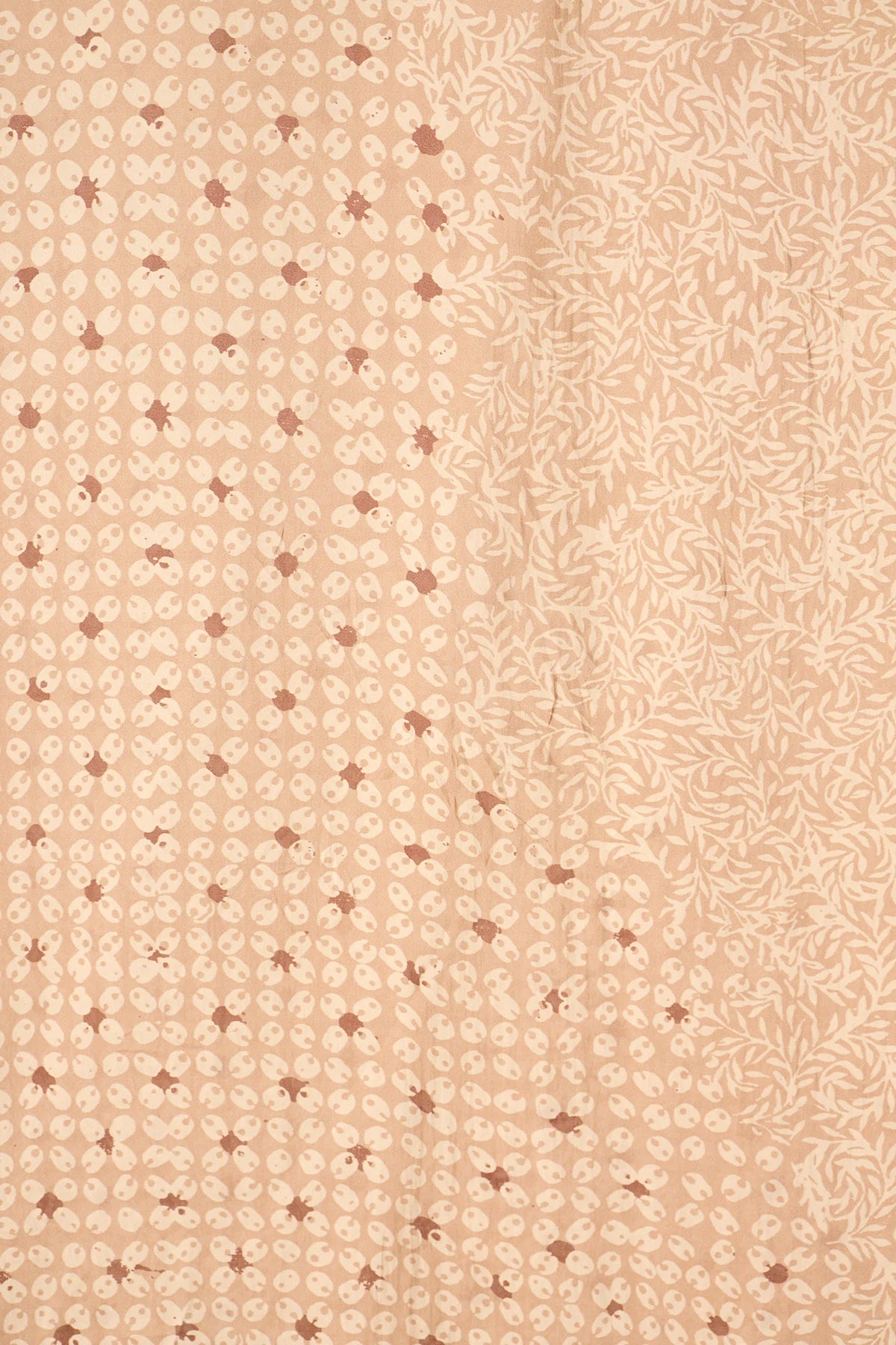 Pareo Delphi Sand in neutral — close-up | Belle Mar Swim