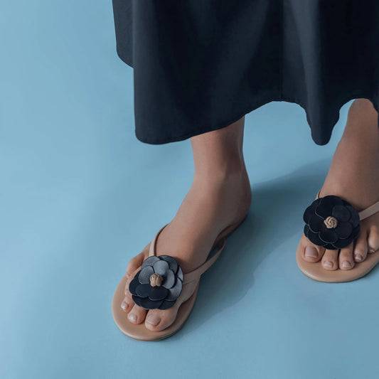 Valentina Sandal Tan & Black