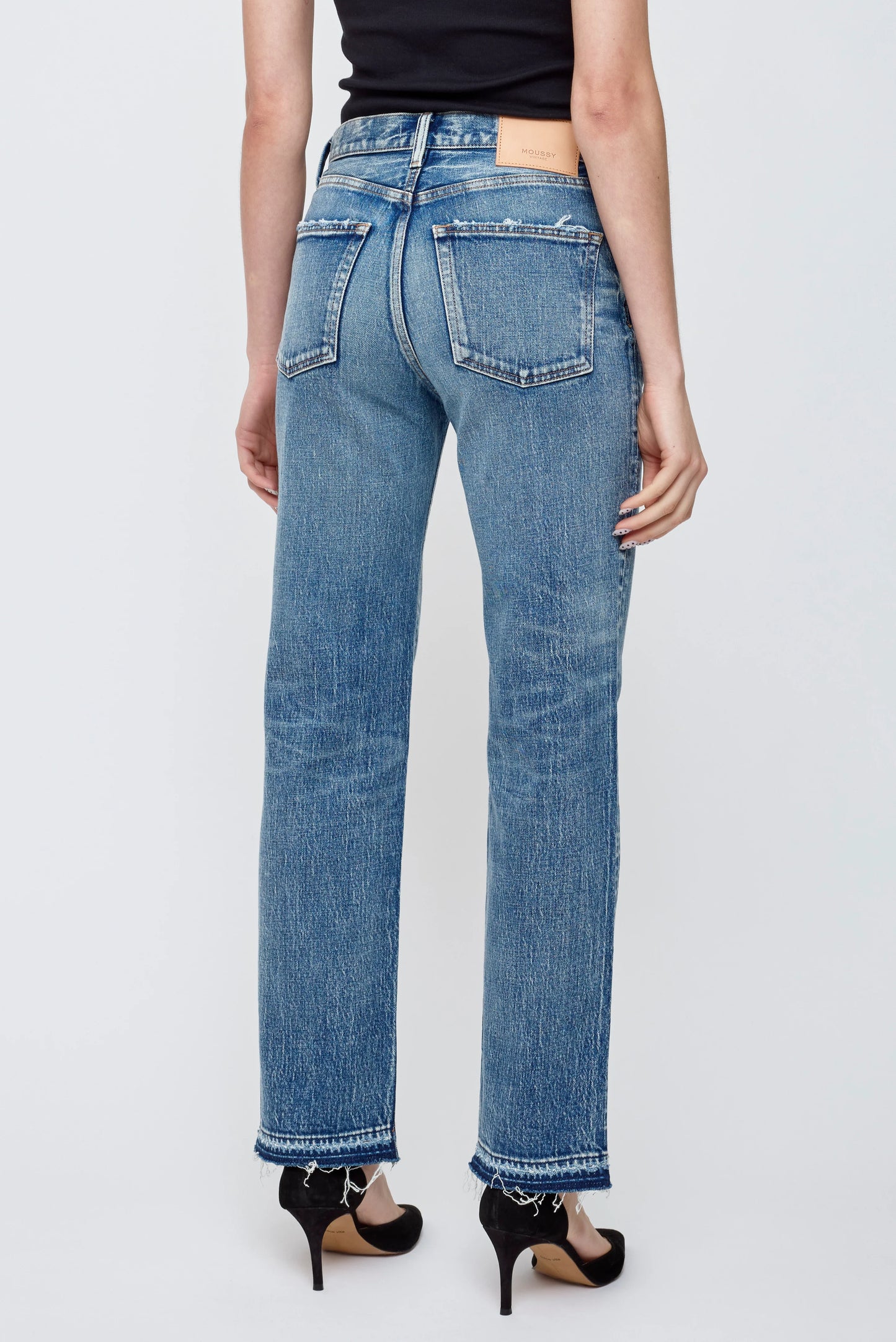 Williamsville Straight Pant