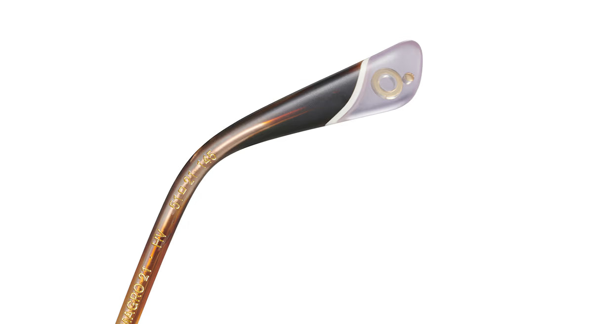 Almagro 21 Photochromic HD Havana in brown — detail view | Belle Mar Swim