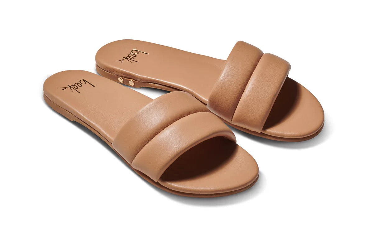 Beek Sugarbird Leather Slide Sandal in Beach