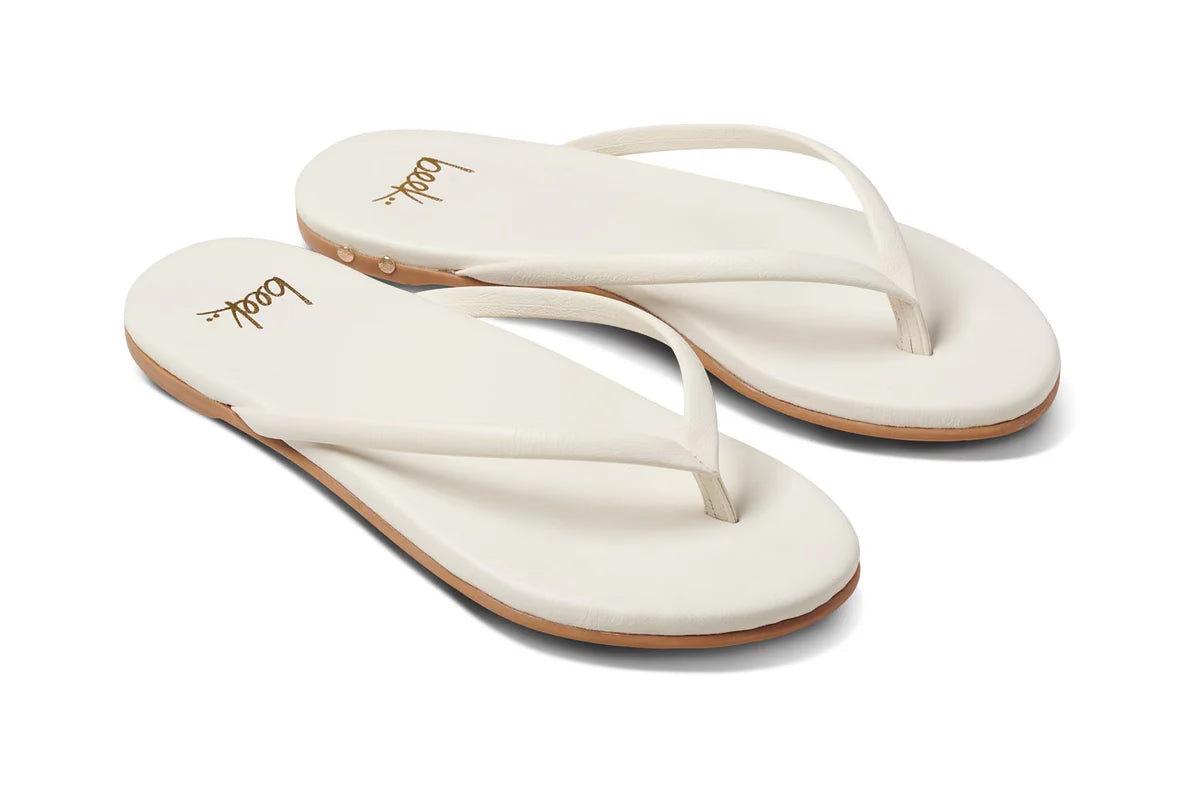 Beek Sunbeam Leather Flip Flop Sandal in Vanilla