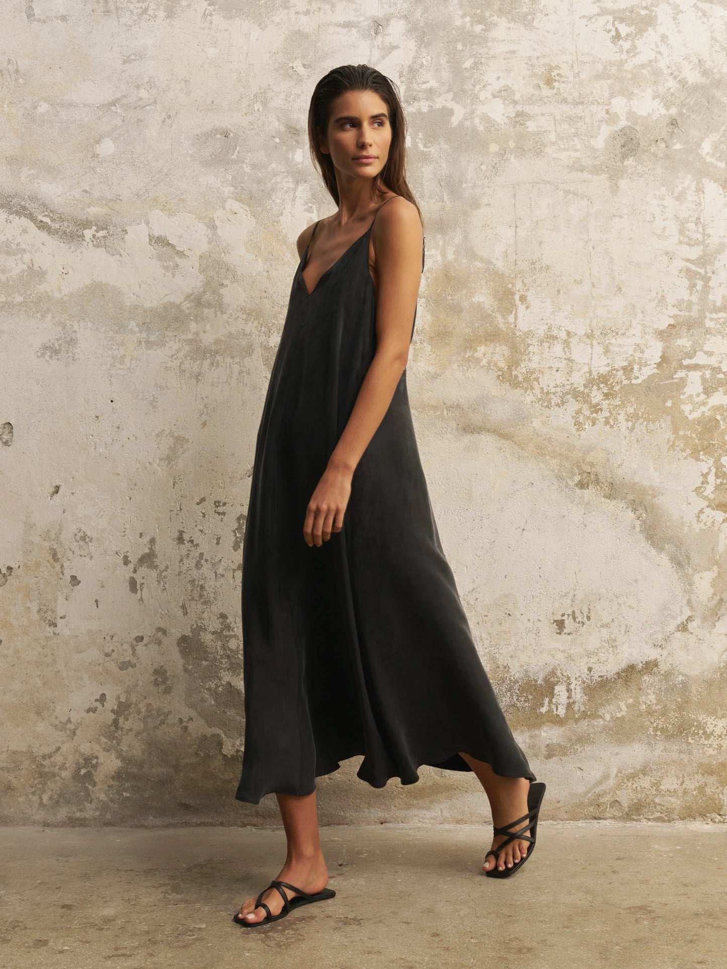 Lucid Flow Maxi Black