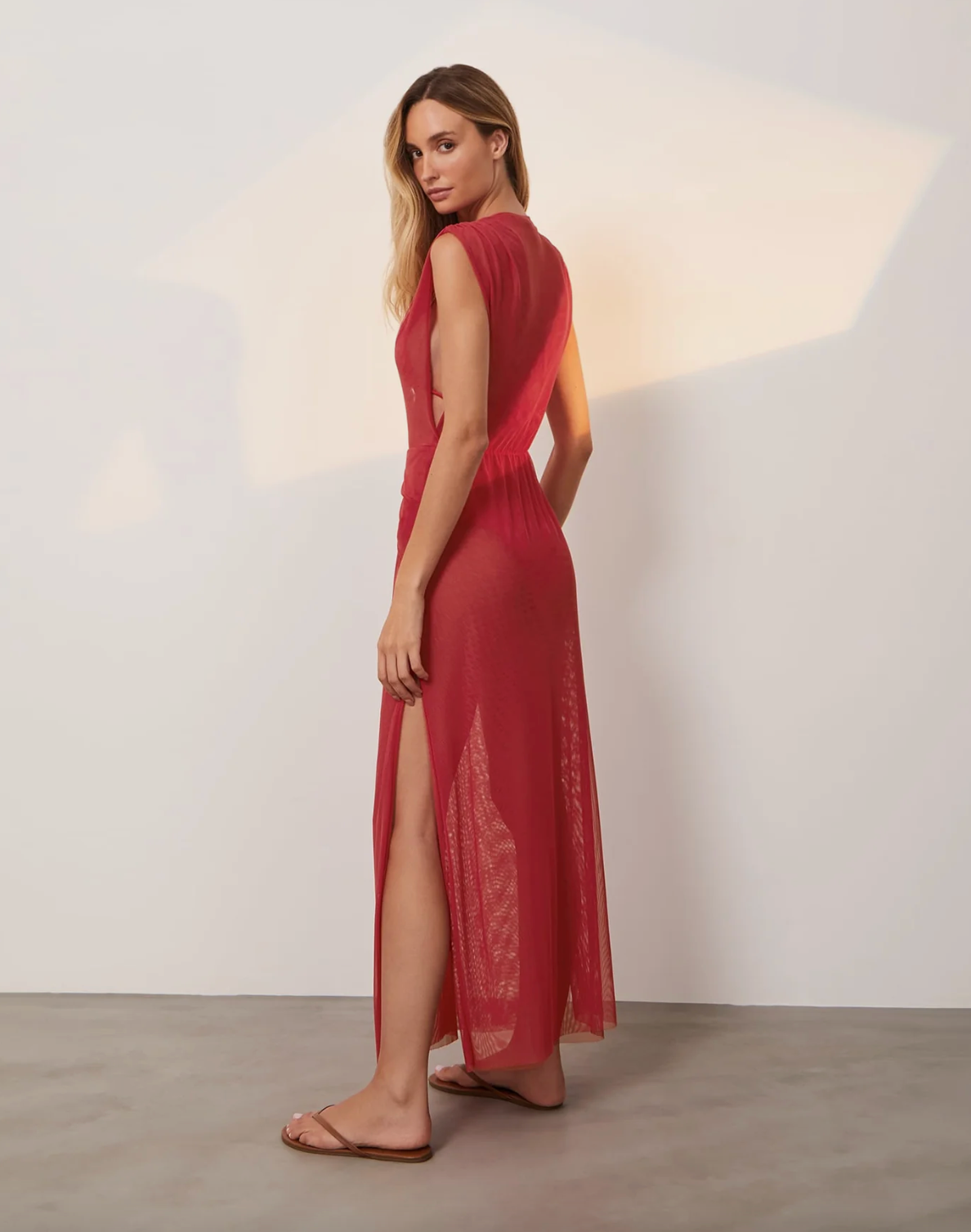 Vix Solid Cindy Long Coverup in Red