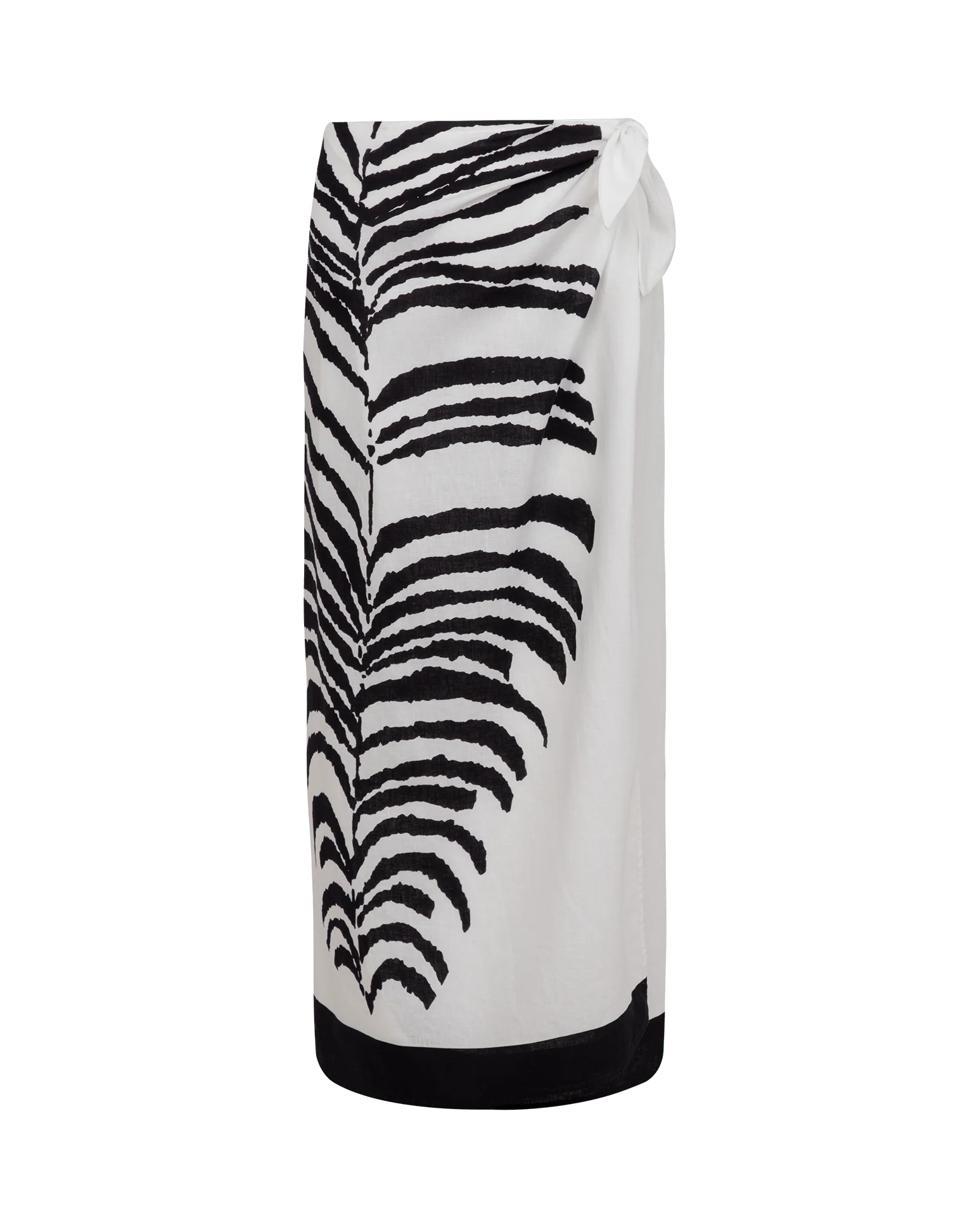 Flora Pareo Skirt Caribea in black — close-up | Belle Mar Swim