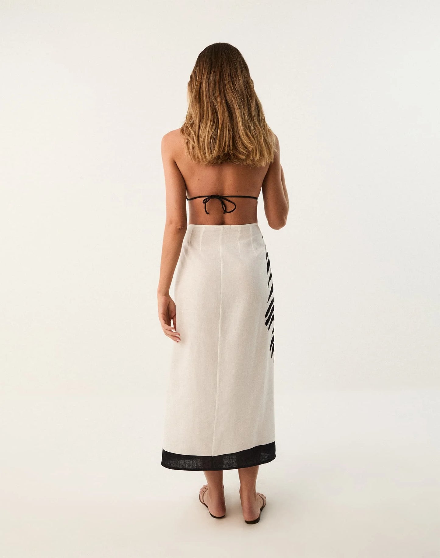 Flora Pareo Skirt Caribea in black — detail view | Belle Mar Swim