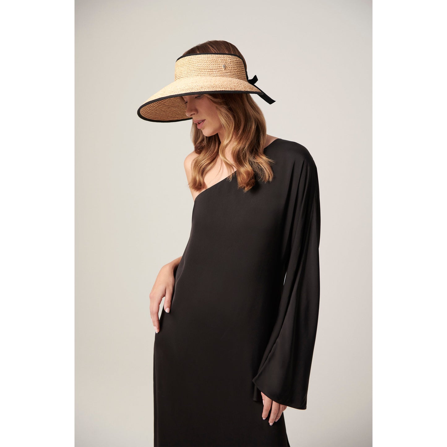 Helen Kaminski Mai Raffia Braid Visor Natural/Midnight side view