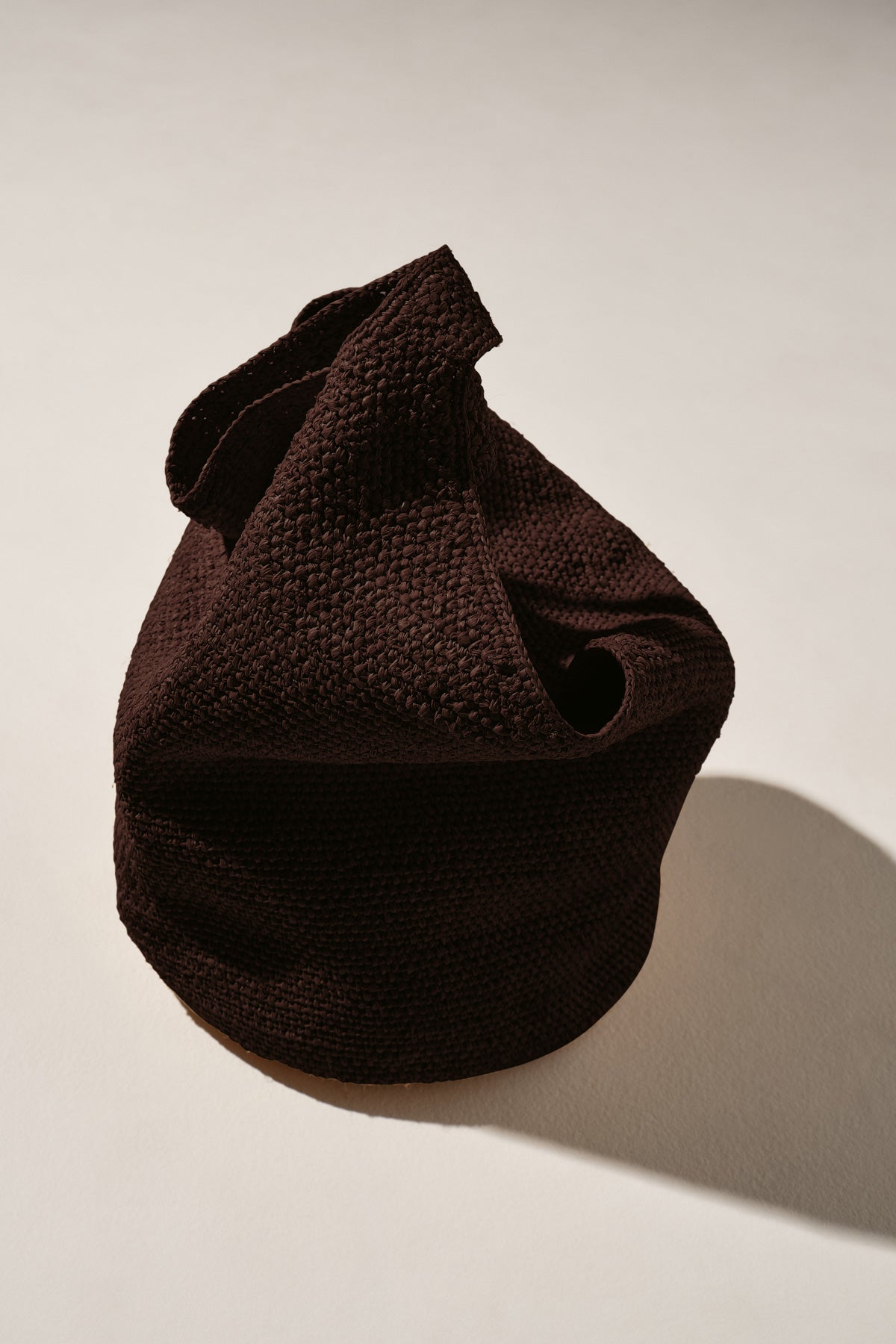 Raffia Bucket Bag Walnut